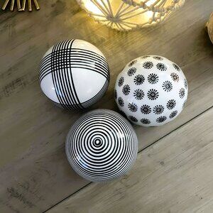 Like New 3Pc Large Black & White Ceramic Ball Decor